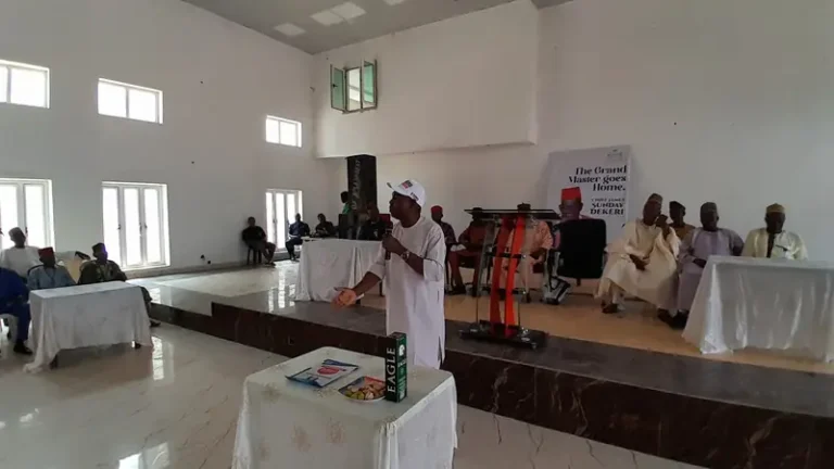 Hon Anamero Speaking to Ogute Communities