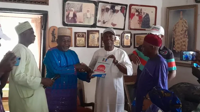 Hon Anamero with Okpella traditional council