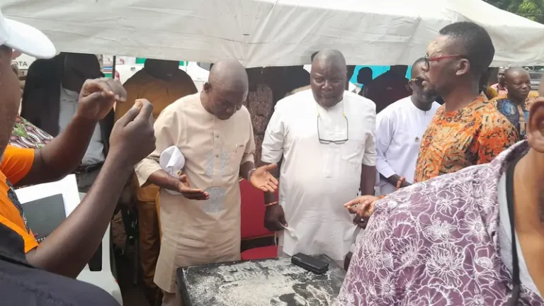 Hon Anamero recieves prayer from APC leaders