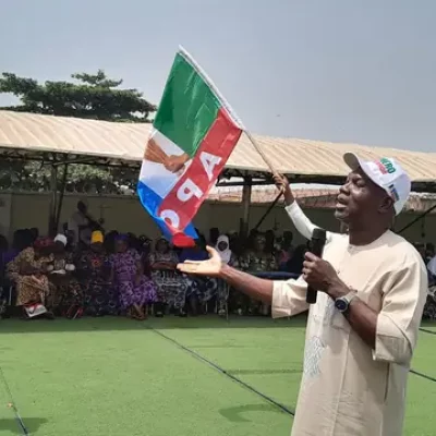 Hon Anamero addressing APC ward leaders and members